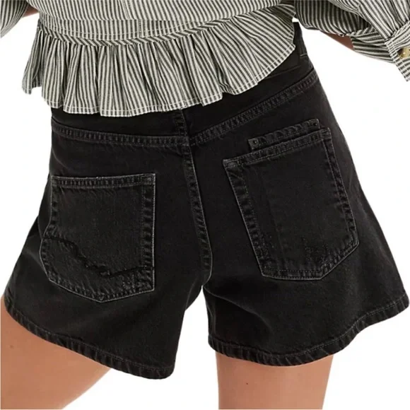 Free People We The Free Tippi Denim Short -28 NWT